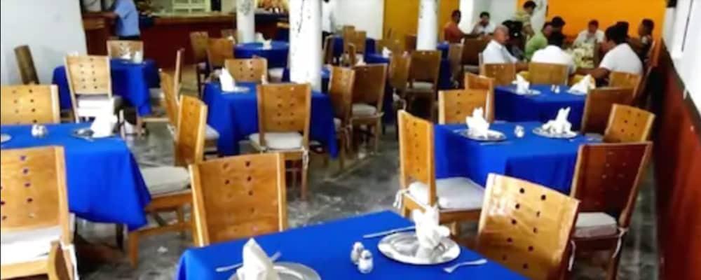Hotel Madan Cardenas المظهر الخارجي الصورة
