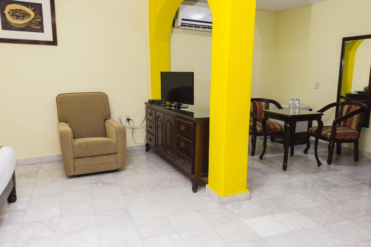 Hotel Madan Cardenas المظهر الخارجي الصورة